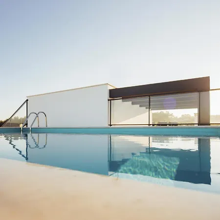 Janelas De Salir - By Sch