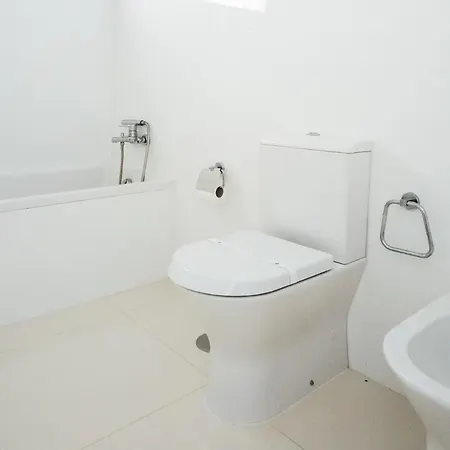 Janelas De Salir - By Sch * Salir de Porto