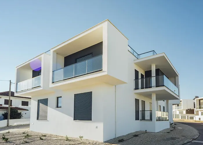 Janelas De Salir - By Sch *